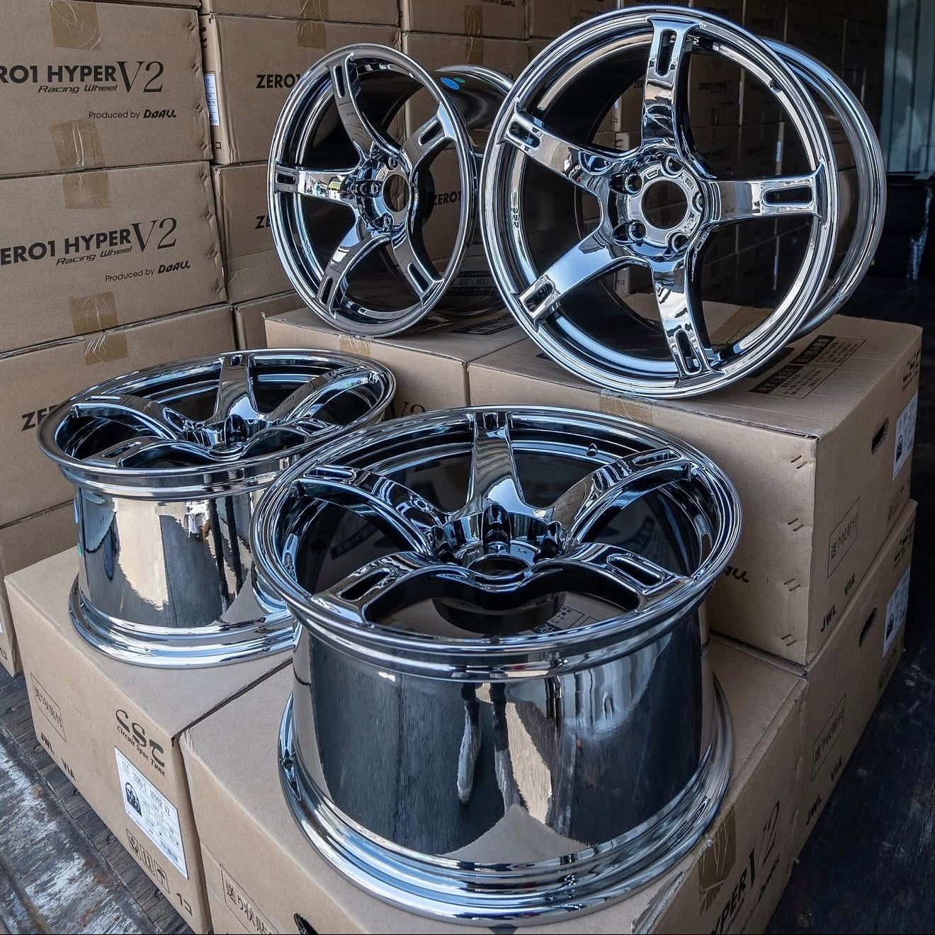 CST Zero-1 Hyper V2 18X9.5J