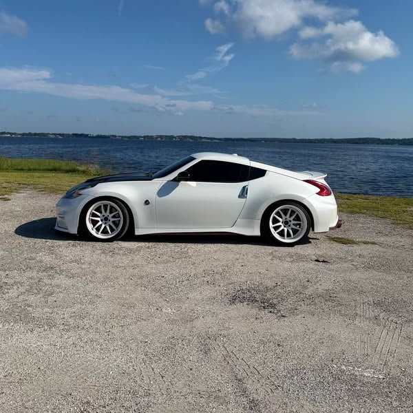 Nissan 370Z Nismo 2015