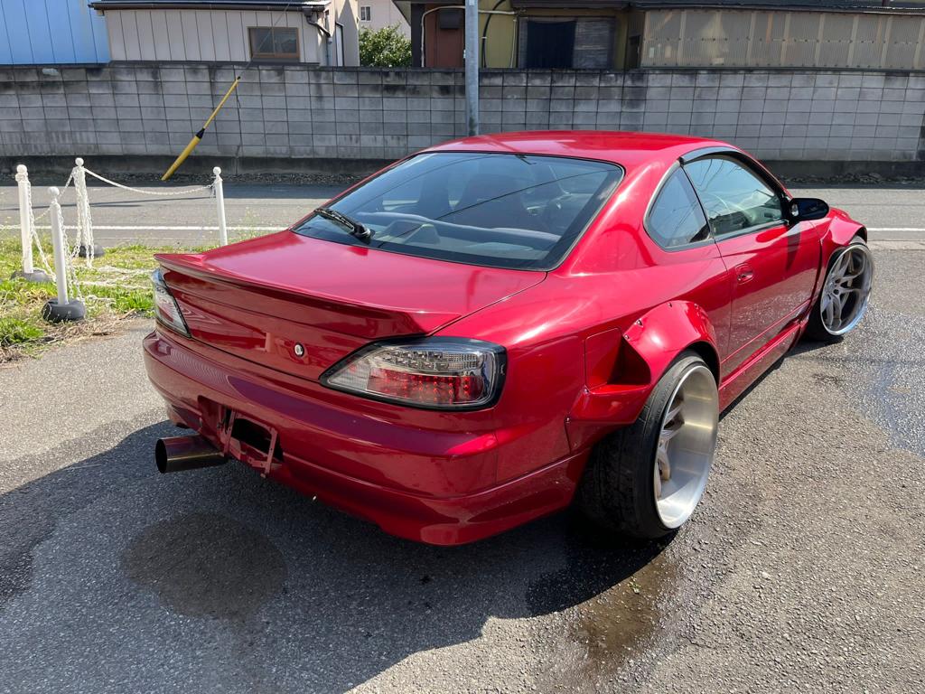 Nissan Silvia S15 2000