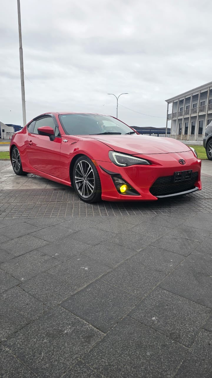 Toyota GT86 2015
