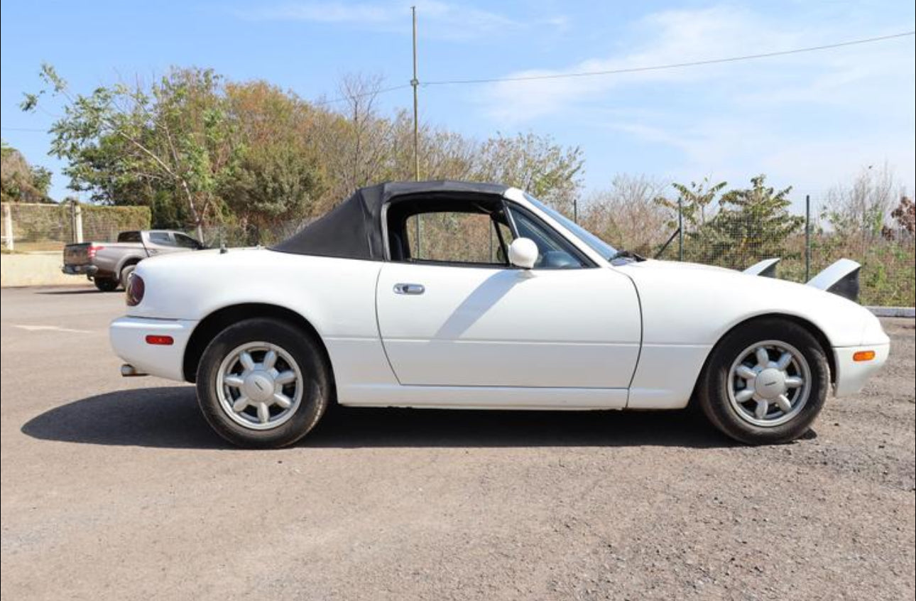 Mazda Miata MX-5 NA 1992