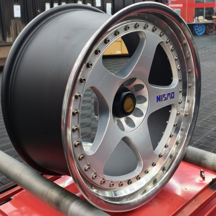 NISMO LMGT1 18x10 +20