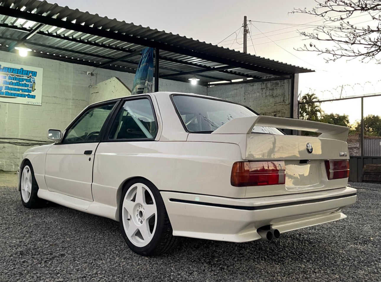 BMW E30 M3 DTM 1987