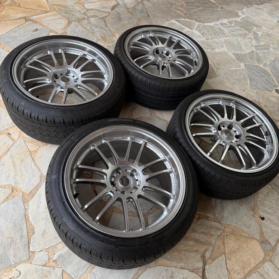 Rays Volk RE30 19X9J-19X10J
