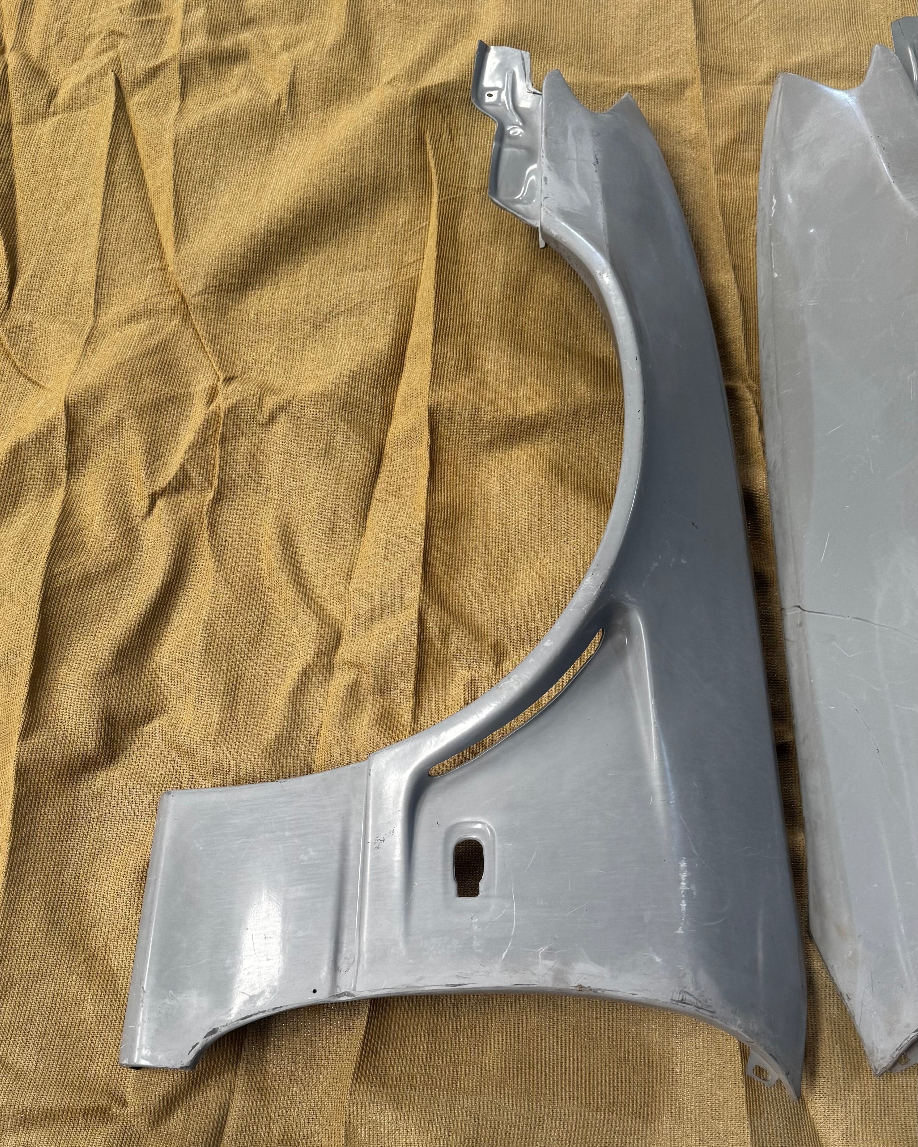 Fenders 20mm Silvia S15 ( FRONT )