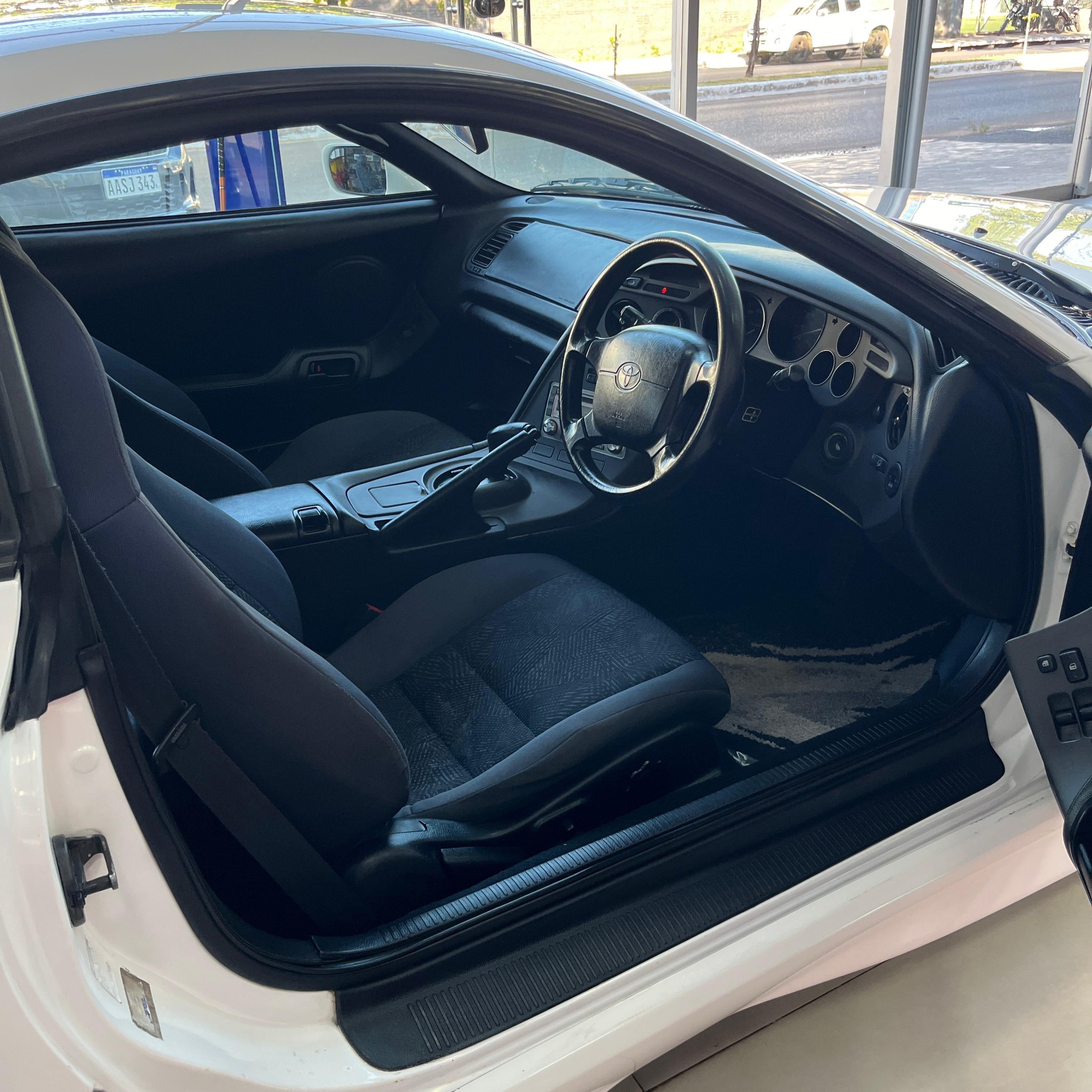 Toyota Supra MK4 SZ 1997