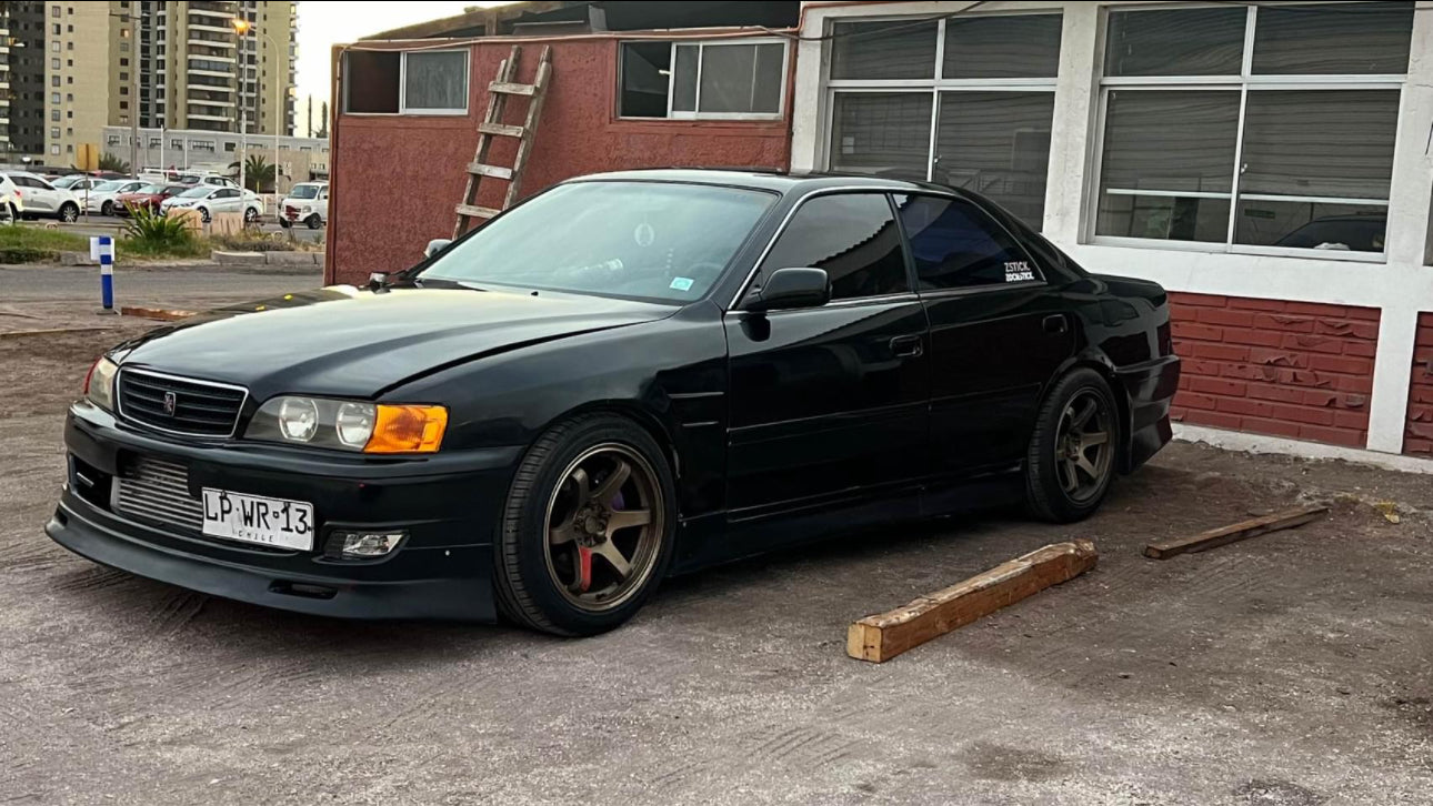 Toyota Chaser Tourer V 1999