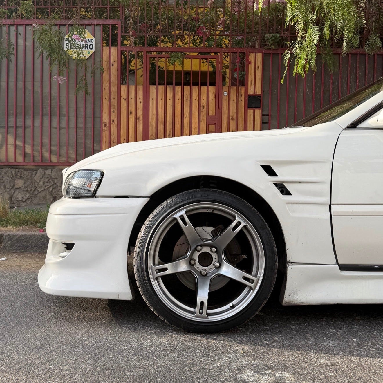 Toyota Chaser JZX100 2001