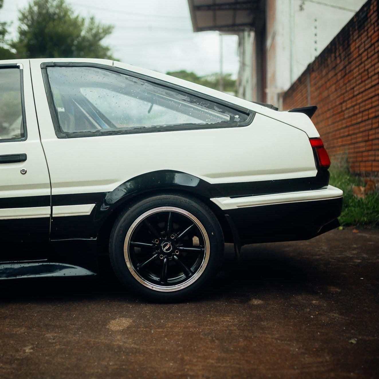 Toyota Corolla AE86 Levin 1984