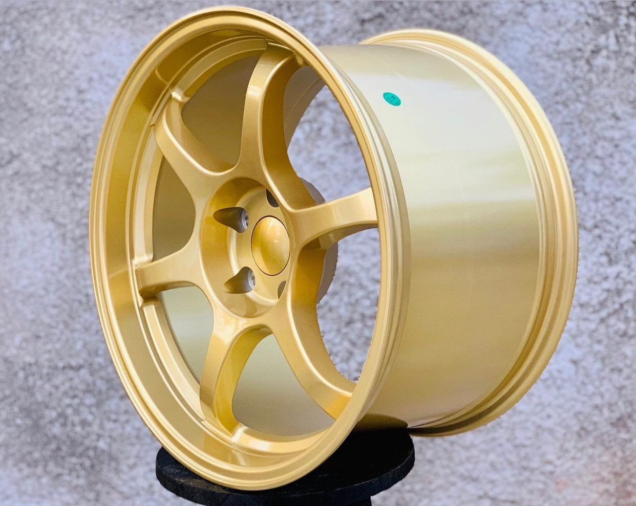 Advan Racing RG4 GOLD 18X10.5J